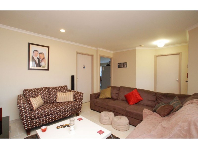 34 Murchison Drive, Roxburgh Park VIC 3064