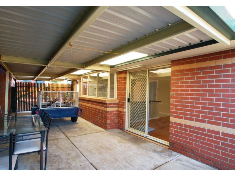 8 Gathray Court, Roxburgh Park VIC 3064