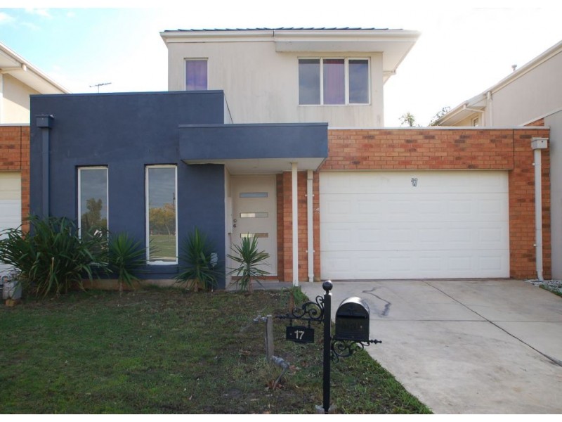 17 Donvale Avenue, Roxburgh Park VIC 3064