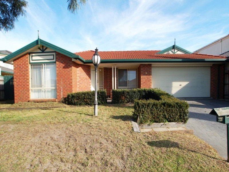3 Serpens Court, Roxburgh Park VIC 3064