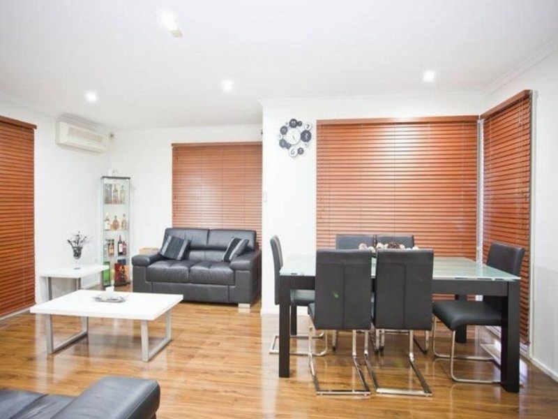 24 Hibiscus Court, Meadow Heights VIC 3048