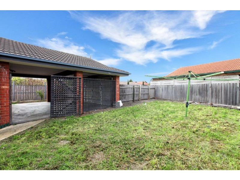 1 Harvey Court, Roxburgh Park VIC 3064