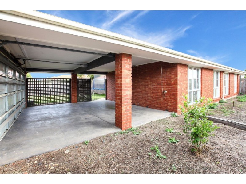 1 Harvey Court, Roxburgh Park VIC 3064