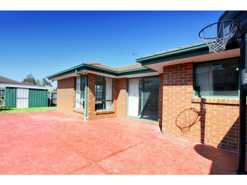 20 Lincolne Crescent, Roxburgh Park VIC 3064