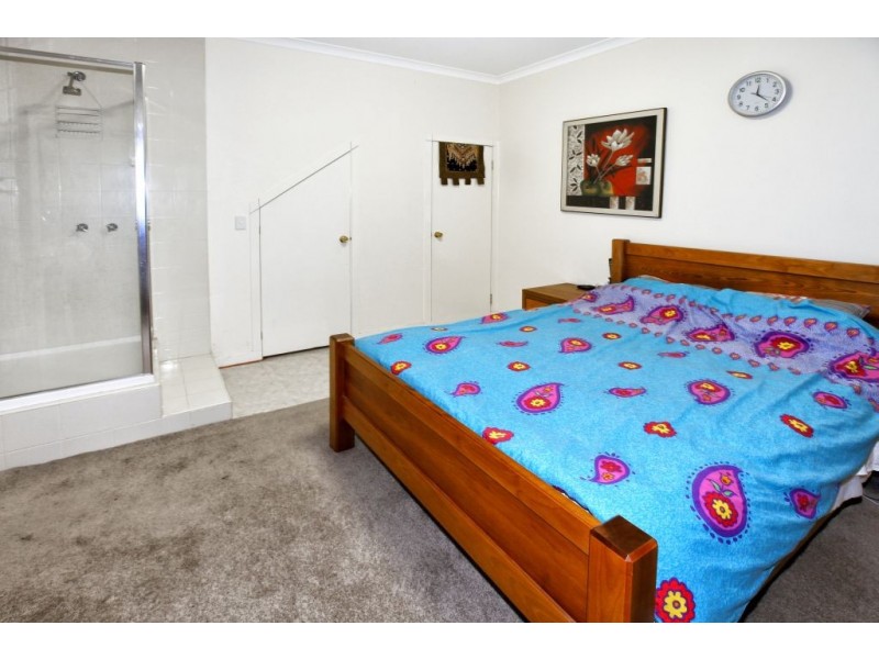 75 Stonebridge Way, Attwood VIC 3049