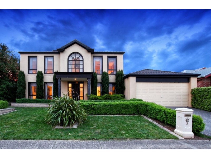 3 Esla Drive, Roxburgh Park VIC 3064