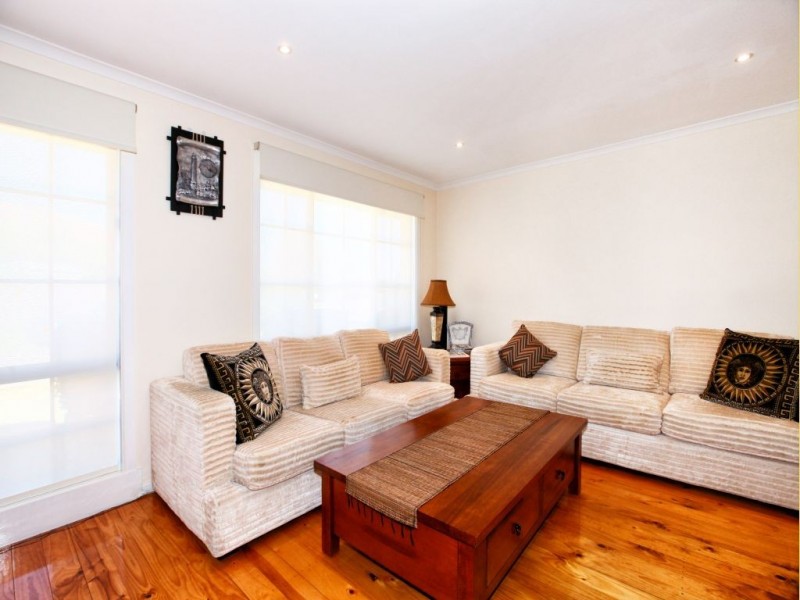 20 Heath Place, Meadow Heights VIC 3048