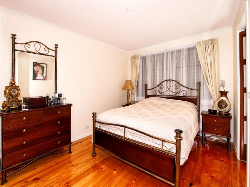 20 Heath Place, Meadow Heights VIC 3048