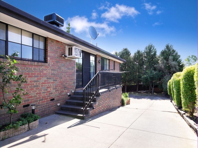 20 Heath Place, Meadow Heights VIC 3048