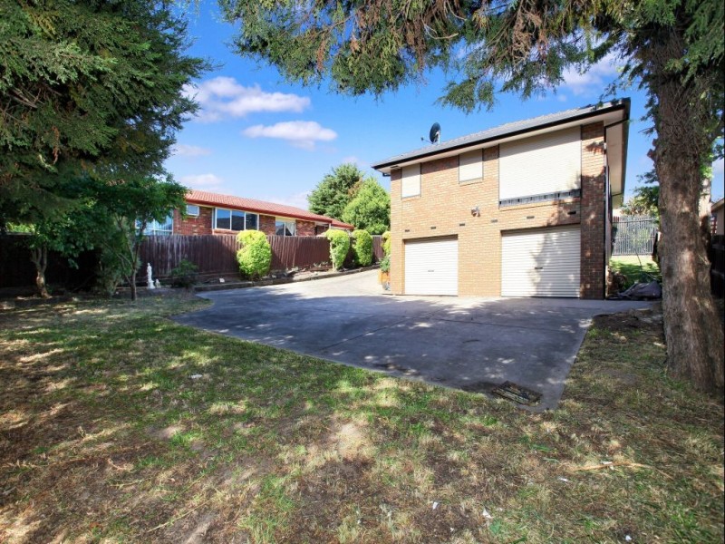 20 Heath Place, Meadow Heights VIC 3048