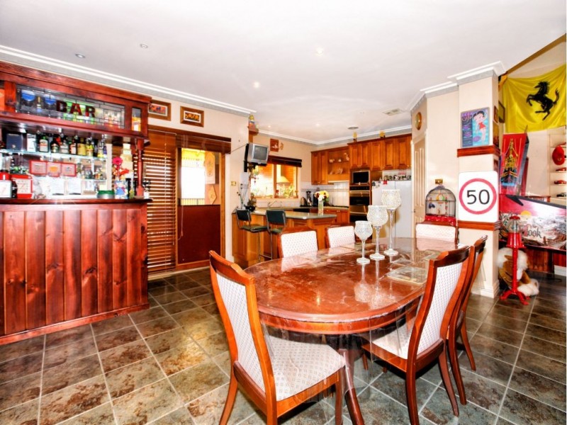 7 McGuire Court, Greenvale VIC 3059