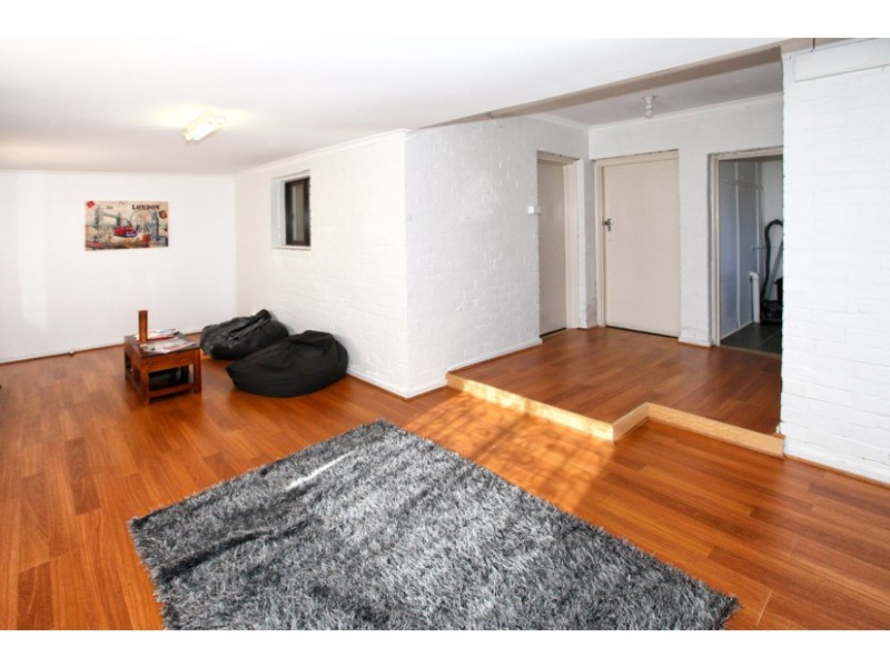 1 Becket Street South, Glenroy VIC 3046