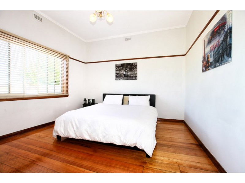 1 Becket Street South, Glenroy VIC 3046