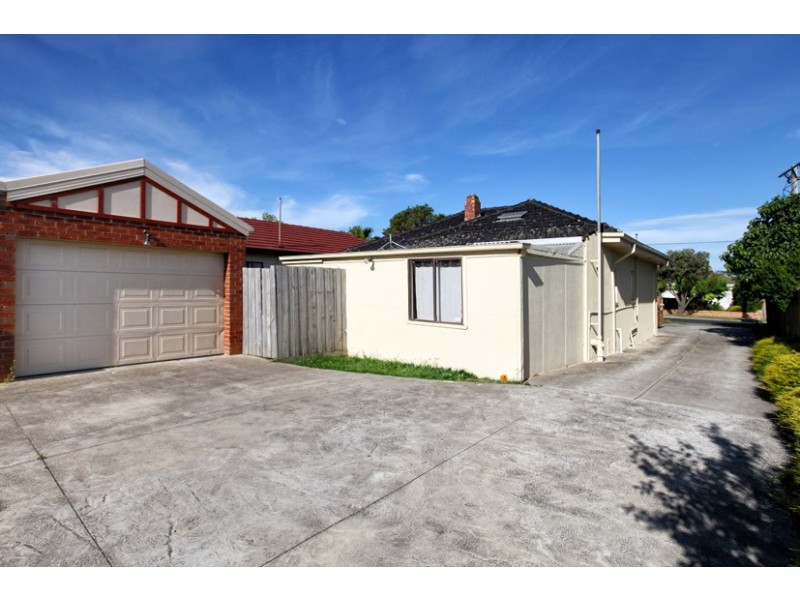 1 Becket Street South, Glenroy VIC 3046