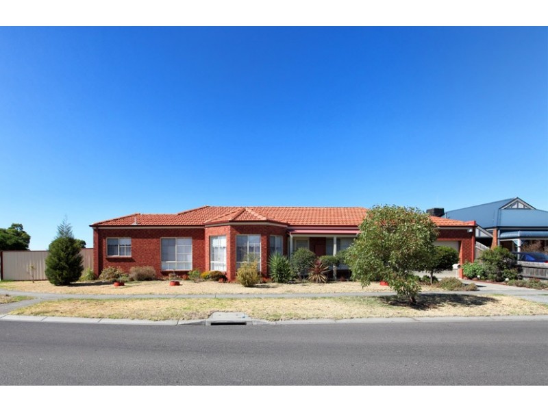 2 Simeto Way, Roxburgh Park VIC 3064