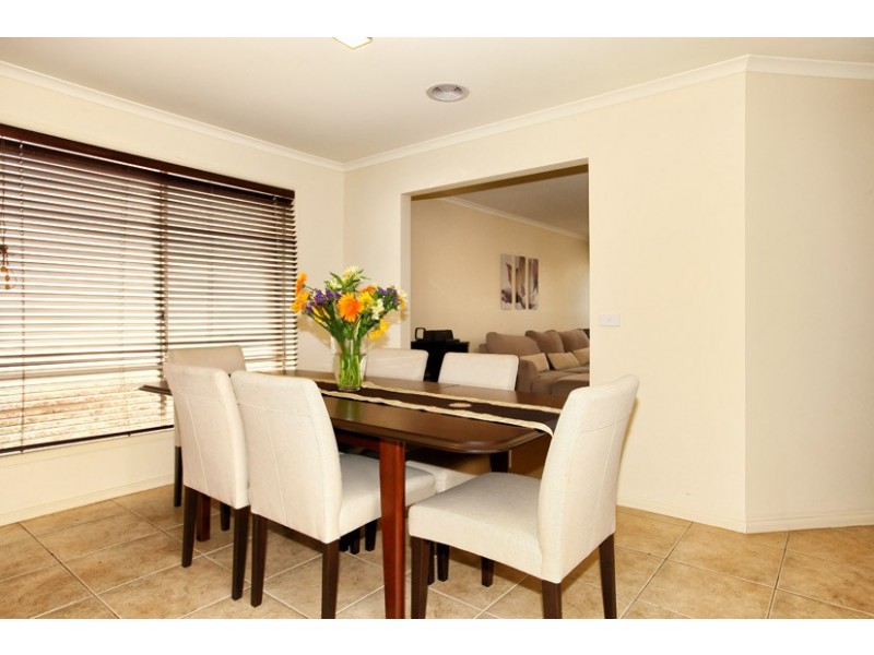 13 Fraserburg Crescent, Greenvale VIC 3059