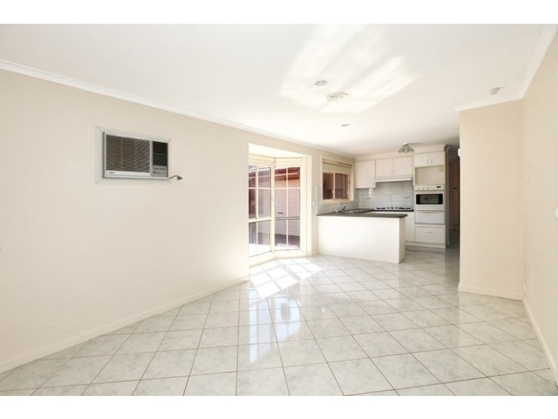 7 Nixon Court, Roxburgh Park VIC 3064