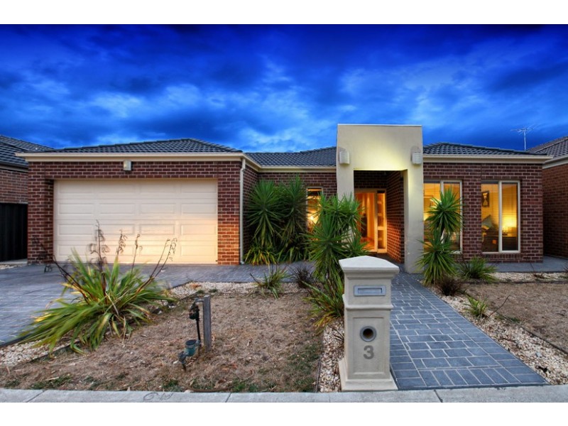 3 Snowden Place, Roxburgh Park VIC 3064