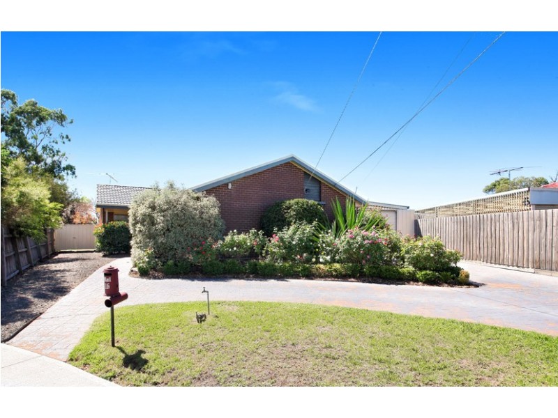 16 Balook Court, Meadow Heights VIC 3048
