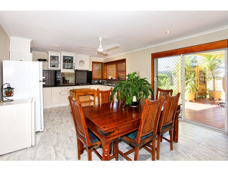 16 Balook Court, Meadow Heights VIC 3048