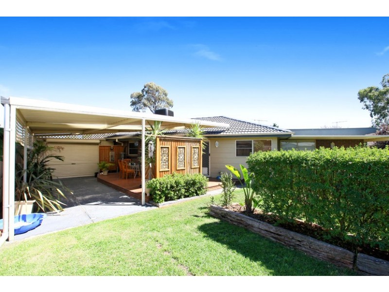 16 Balook Court, Meadow Heights VIC 3048
