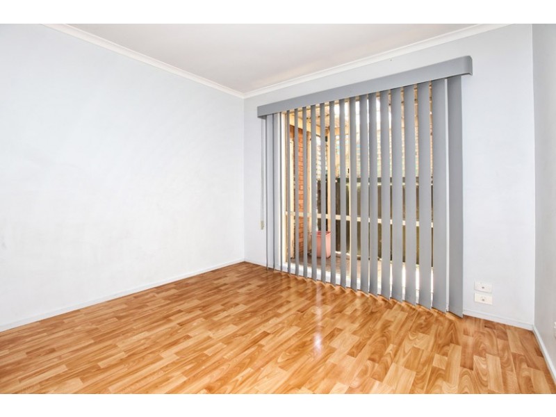 19 Sheridan Way, Roxburgh Park VIC 3064