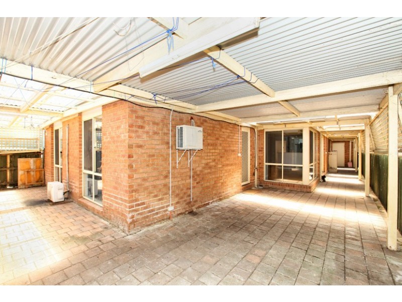 19 Sheridan Way, Roxburgh Park VIC 3064
