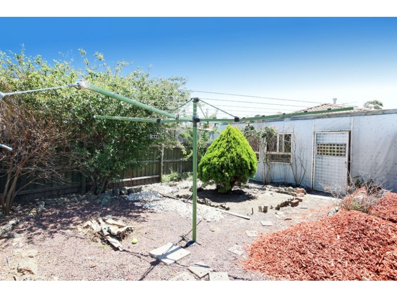 19 Sheridan Way, Roxburgh Park VIC 3064