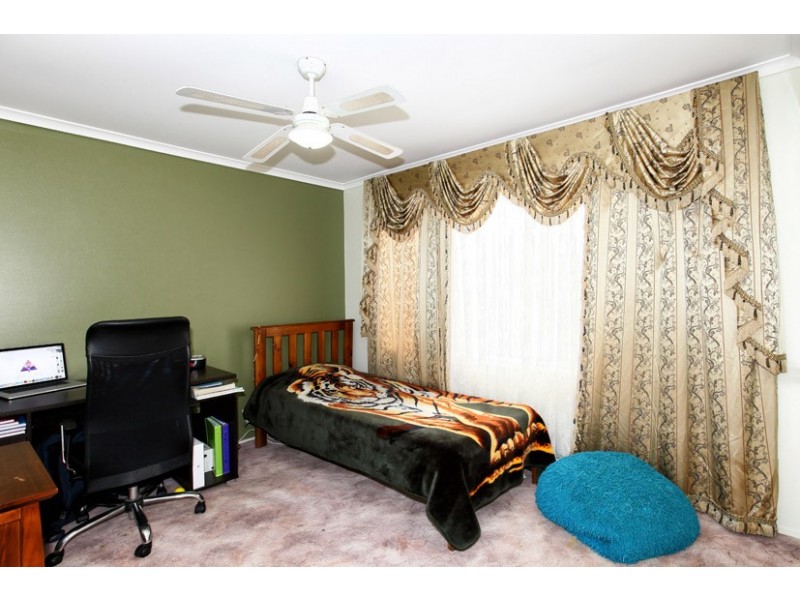 1 Nixon Court, Roxburgh Park VIC 3064