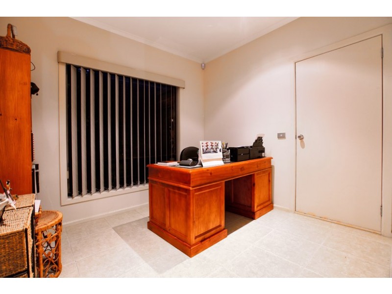 9 Tuscany Court, Roxburgh Park VIC 3064