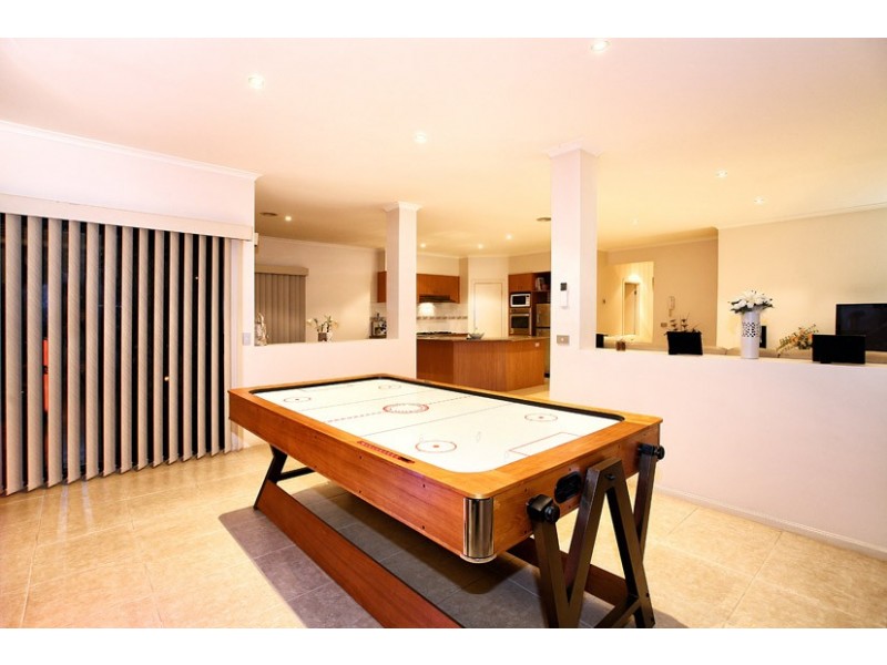 9 Tuscany Court, Roxburgh Park VIC 3064