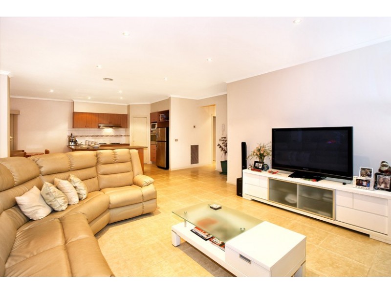 9 Tuscany Court, Roxburgh Park VIC 3064