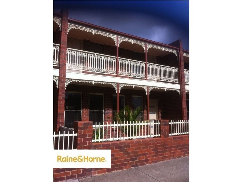 18 Kennedy Parade, Roxburgh Park VIC 3064