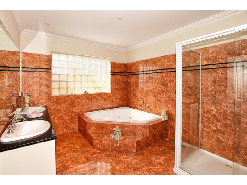 5 Ballymena Street, Greenvale VIC 3059