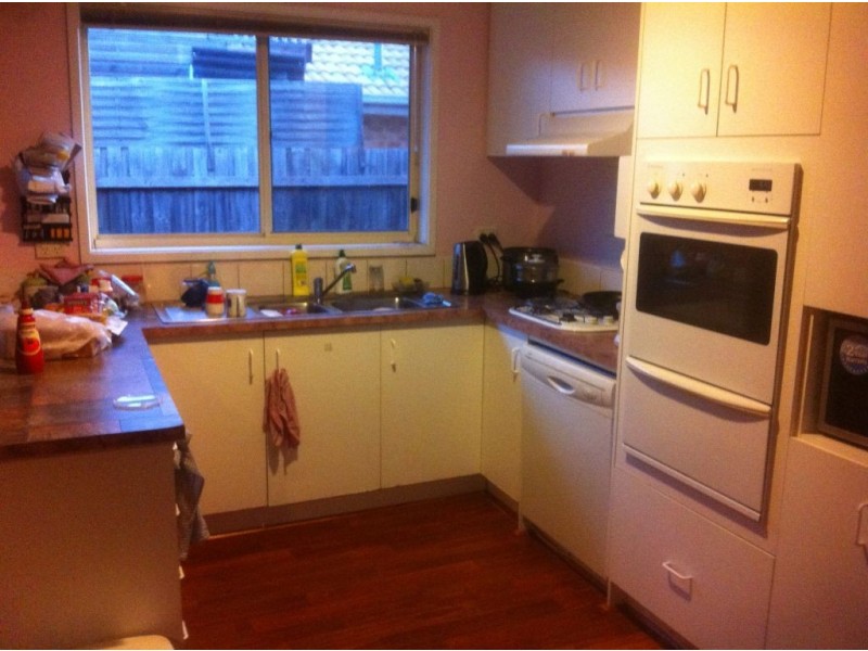 38 Pinnock Avenue, Roxburgh Park VIC 3064