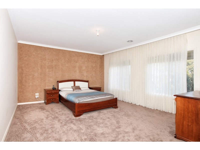 129 McPherson Boulevard, Roxburgh Park VIC 3064