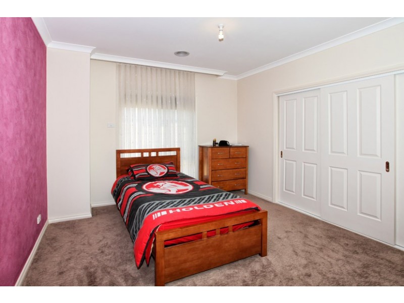 129 McPherson Boulevard, Roxburgh Park VIC 3064