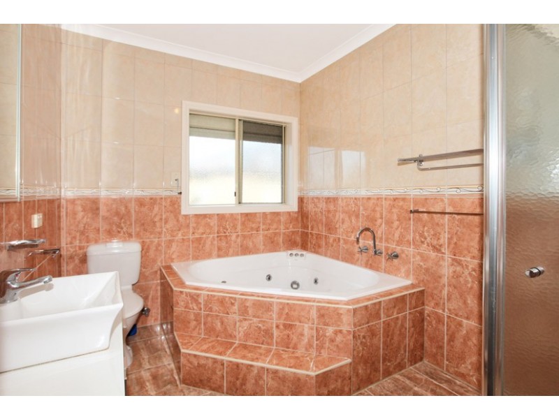129 McPherson Boulevard, Roxburgh Park VIC 3064