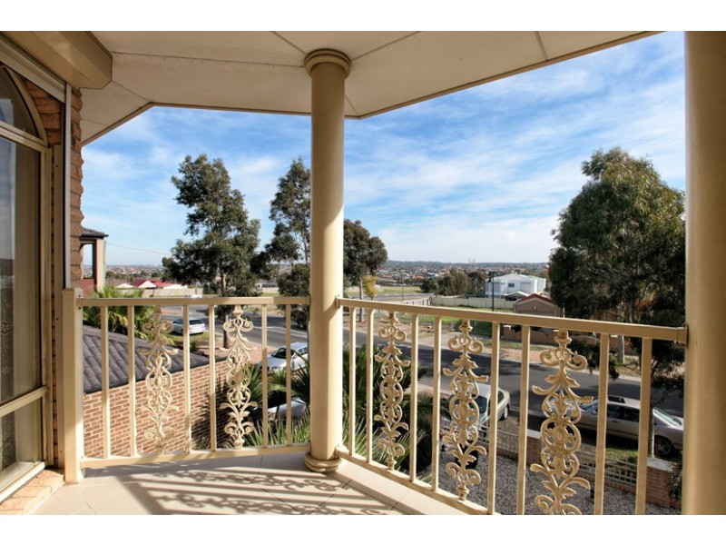 129 McPherson Boulevard, Roxburgh Park VIC 3064