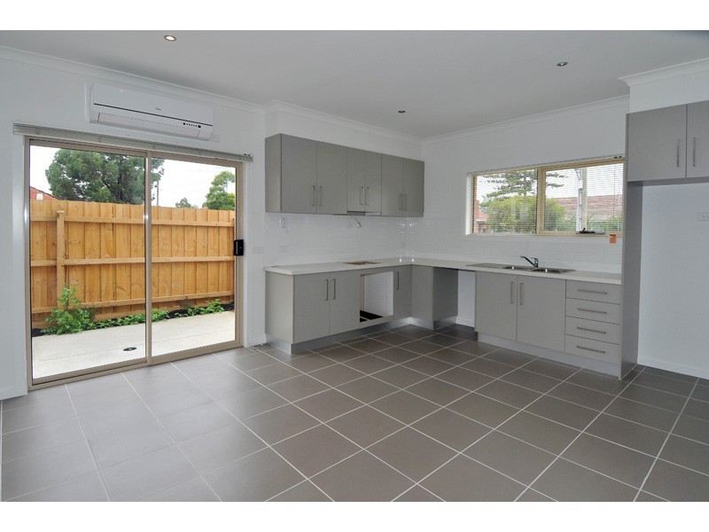 1/1 Howard Court, Glenroy VIC 3046