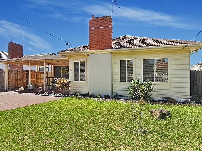 74 Paget Avenue, Glenroy VIC 3046