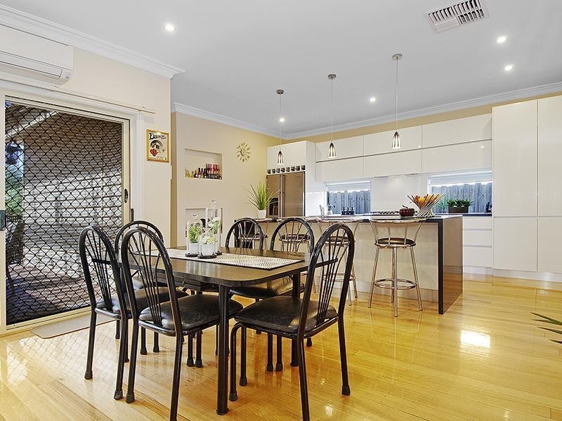 74 Paget Avenue, Glenroy VIC 3046