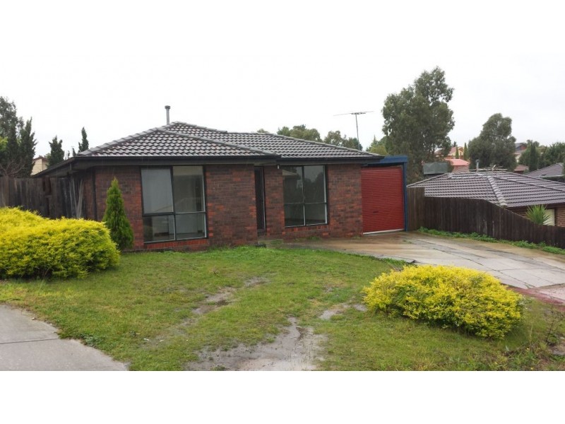 12 Pinus Place, Meadow Heights VIC 3048