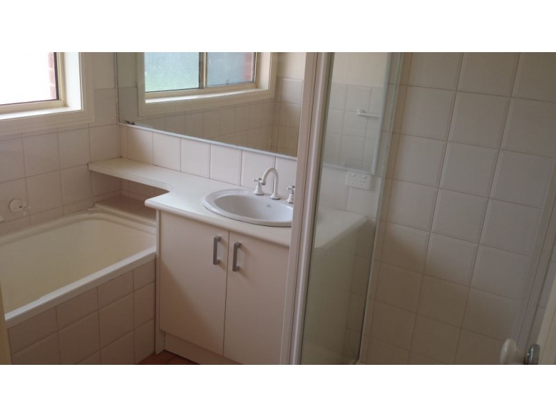 7 Collett Avenue, Roxburgh Park VIC 3064