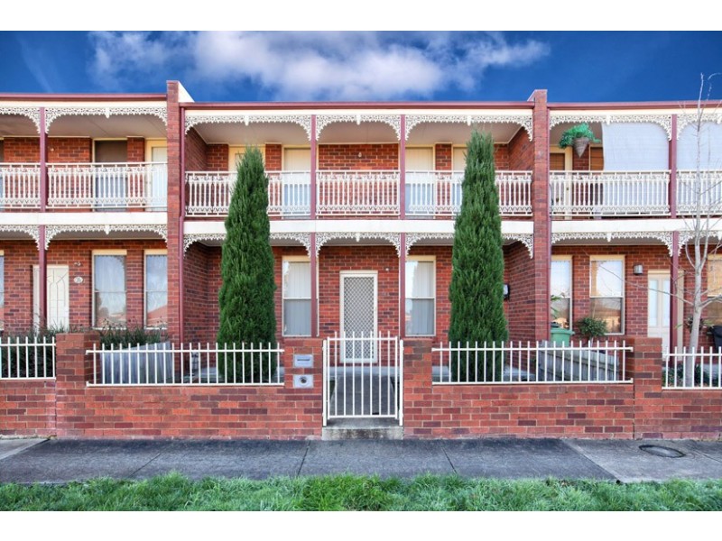 34 Athol Avenue, Roxburgh Park VIC 3064