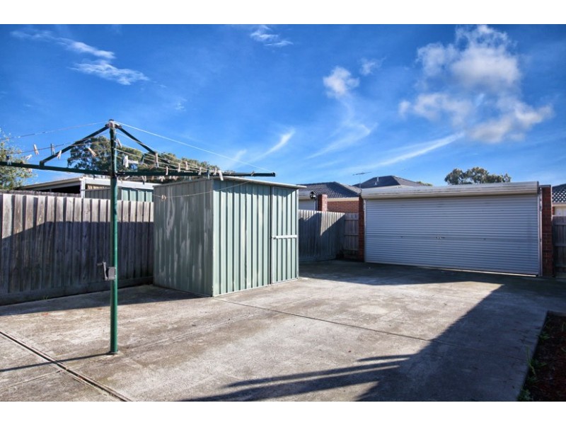 34 Athol Avenue, Roxburgh Park VIC 3064