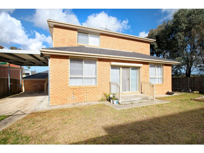 8 Madigan Court, Roxburgh Park VIC 3064