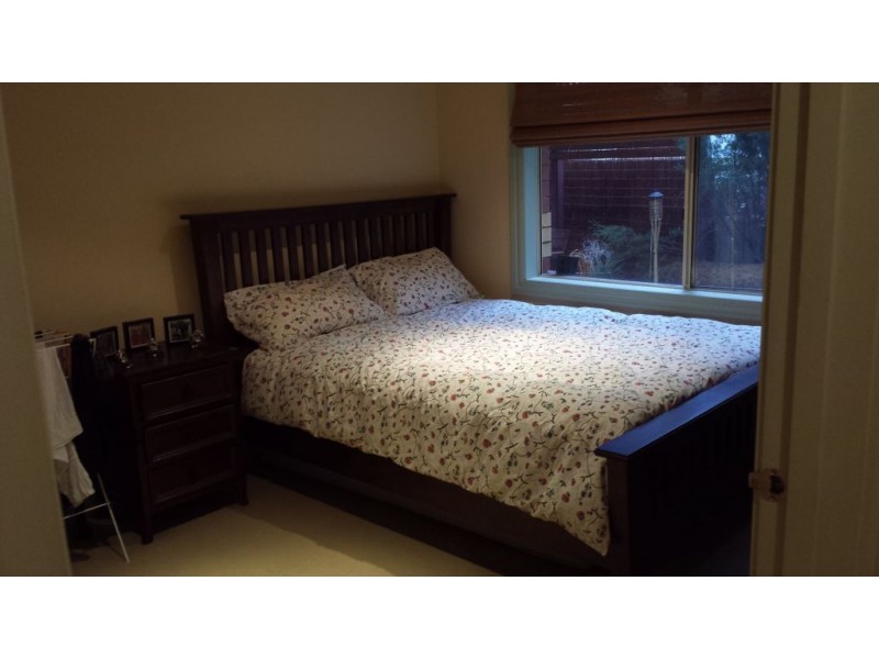 2 Orton Place, Roxburgh Park VIC 3064