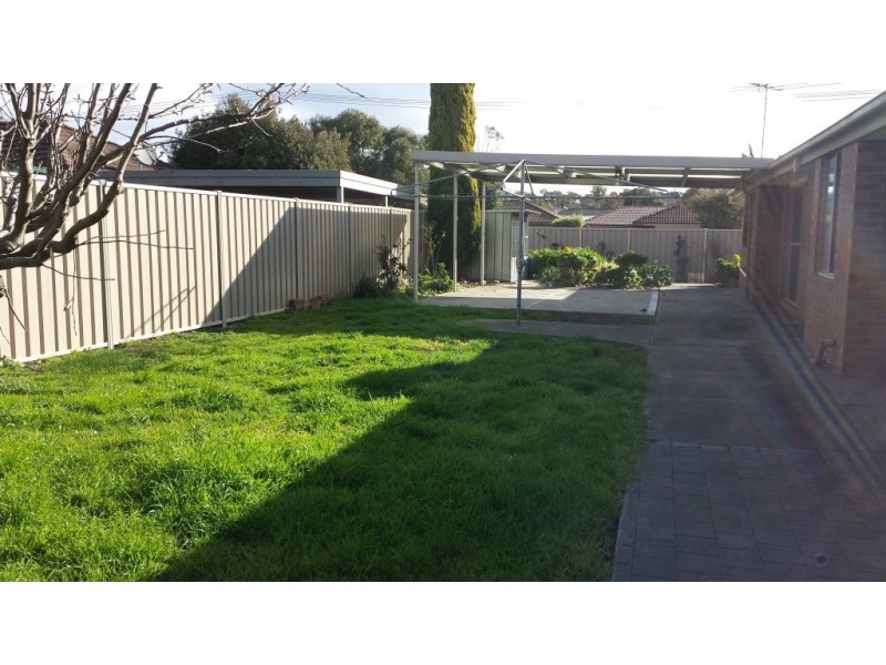 38 Farnborough Avenue, Craigieburn VIC 3064