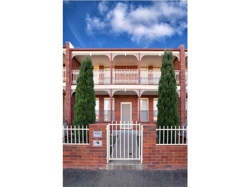 34 Athol Avenue, Roxburgh Park VIC 3064